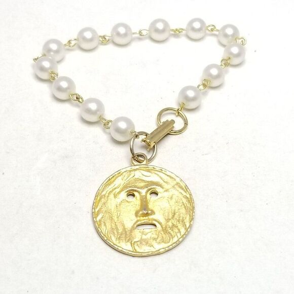 Vintage Gold Tone Face Charm Faux Pearl Beaded Bracelet, Round Disc, Retro - Picture 6 of 6
